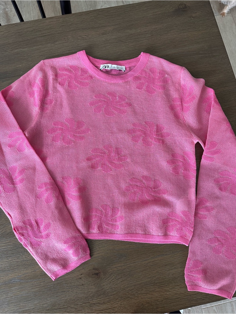 Zara Pink Floral Semi Sheer Metallic Knit Cropped Sweater Size Medium M NWOT